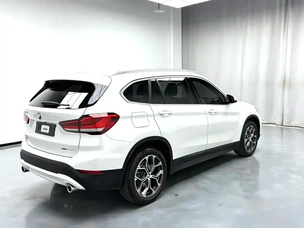 BMW X1 2021 из CN, фото 7