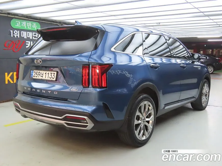 Kia Sorento — фото 4