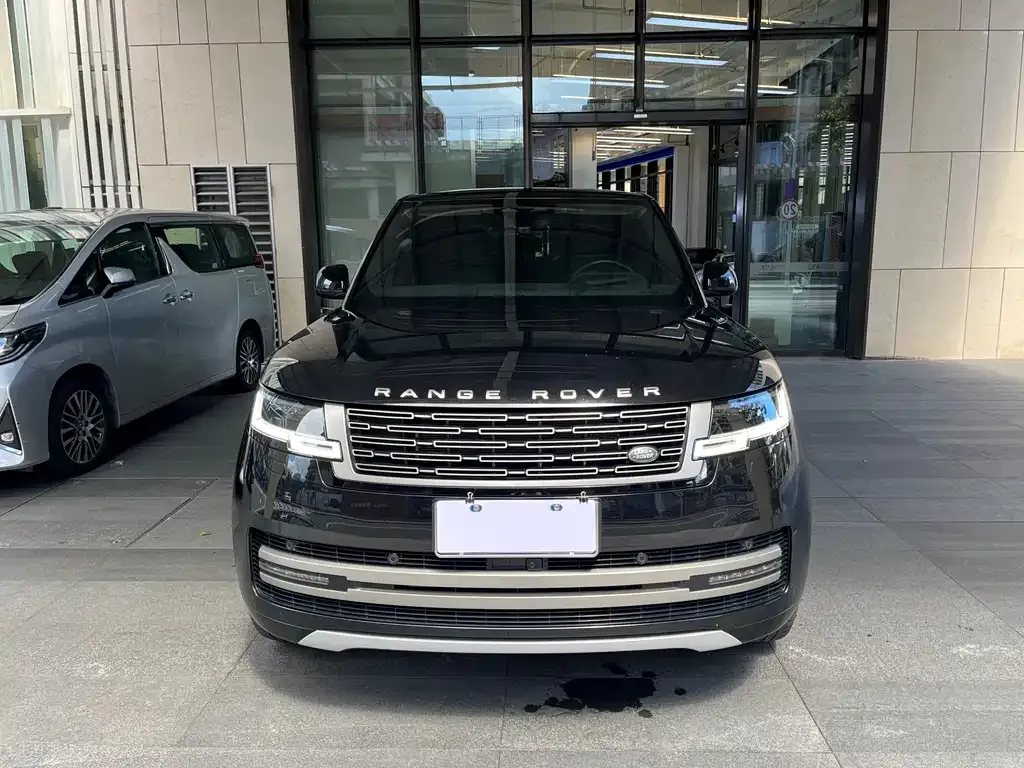 Land Rover Range Rover 2023 из CN, фото 2