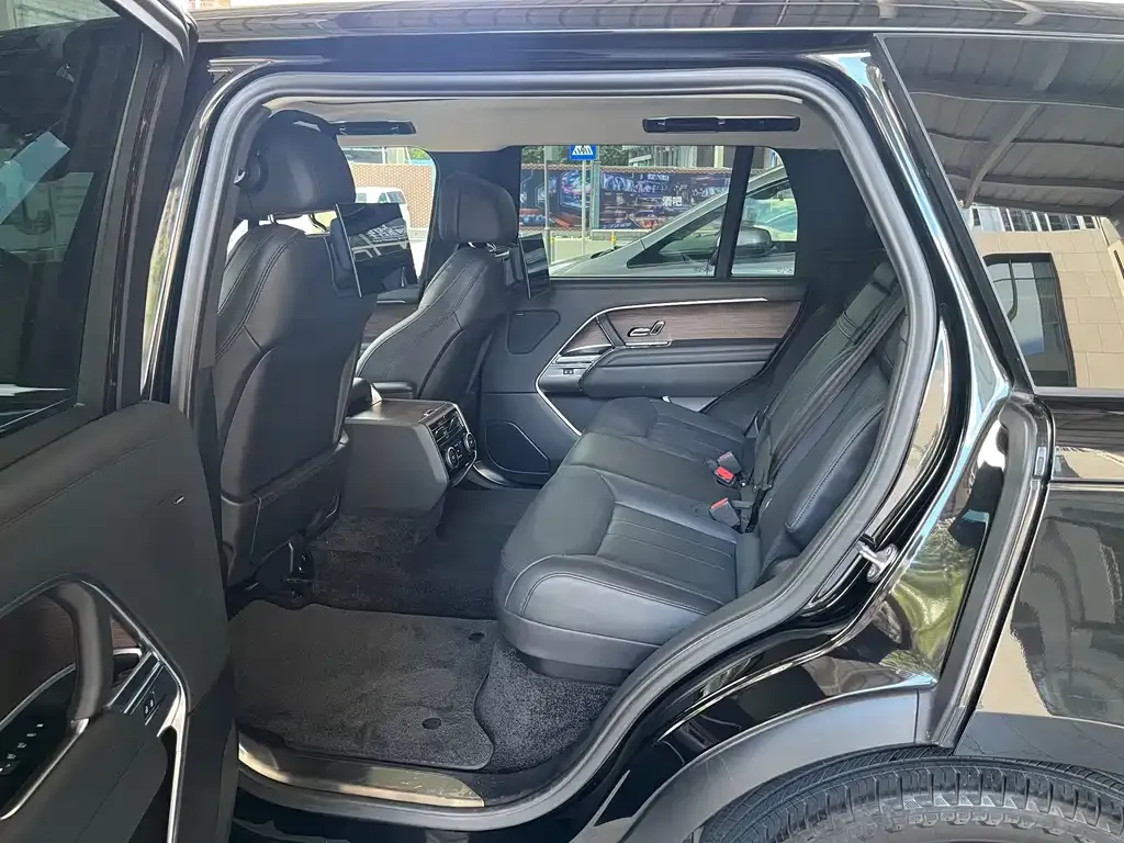 Land Rover Range Rover 2023 из CN, фото 8