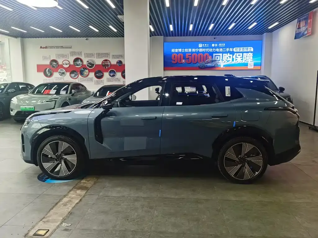Lynk & Co 08 EM-P 2025 из CN, фото 4