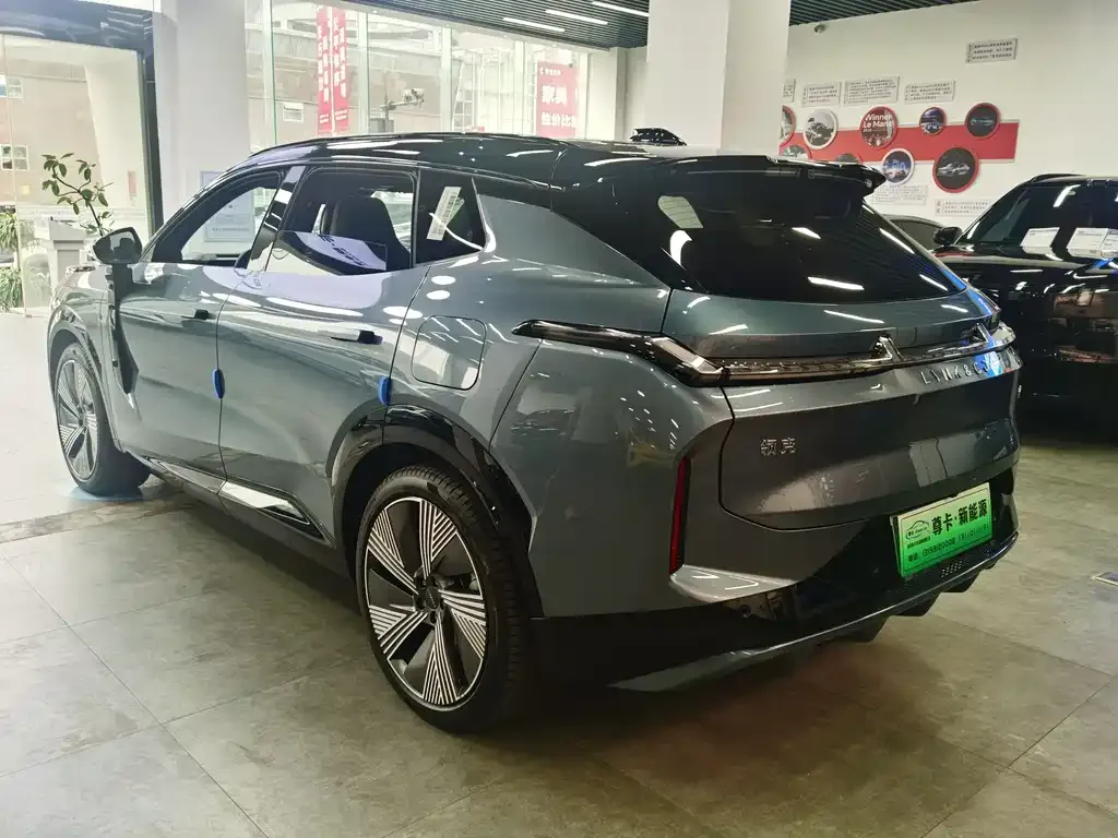 Lynk & Co 08 EM-P 2025 из CN, фото 8