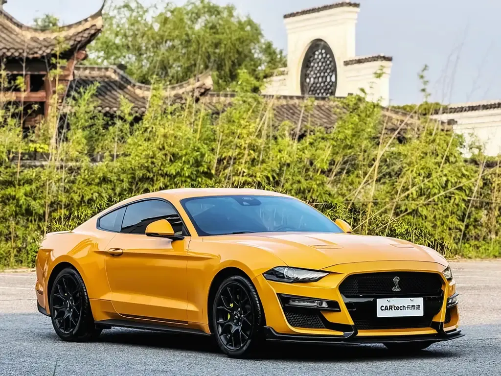 Ford Mustang 2023 из CN, фото 3