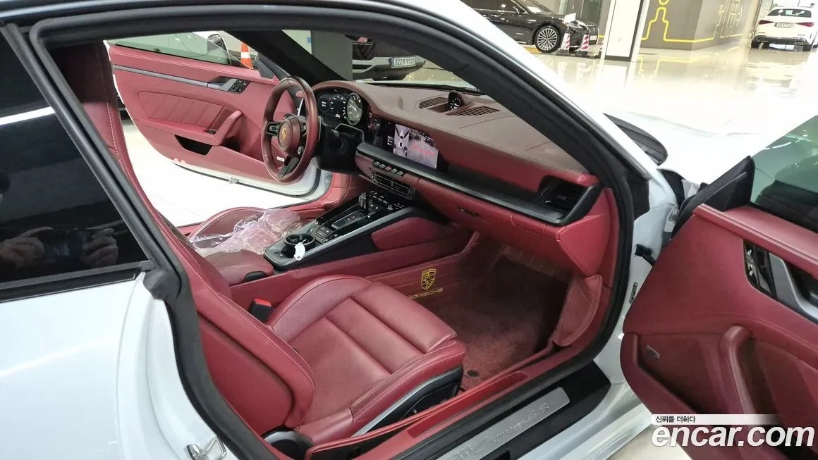 Porsche 911 2021 из KR, фото 7