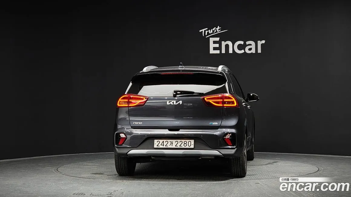 Kia Niro — фото 4
