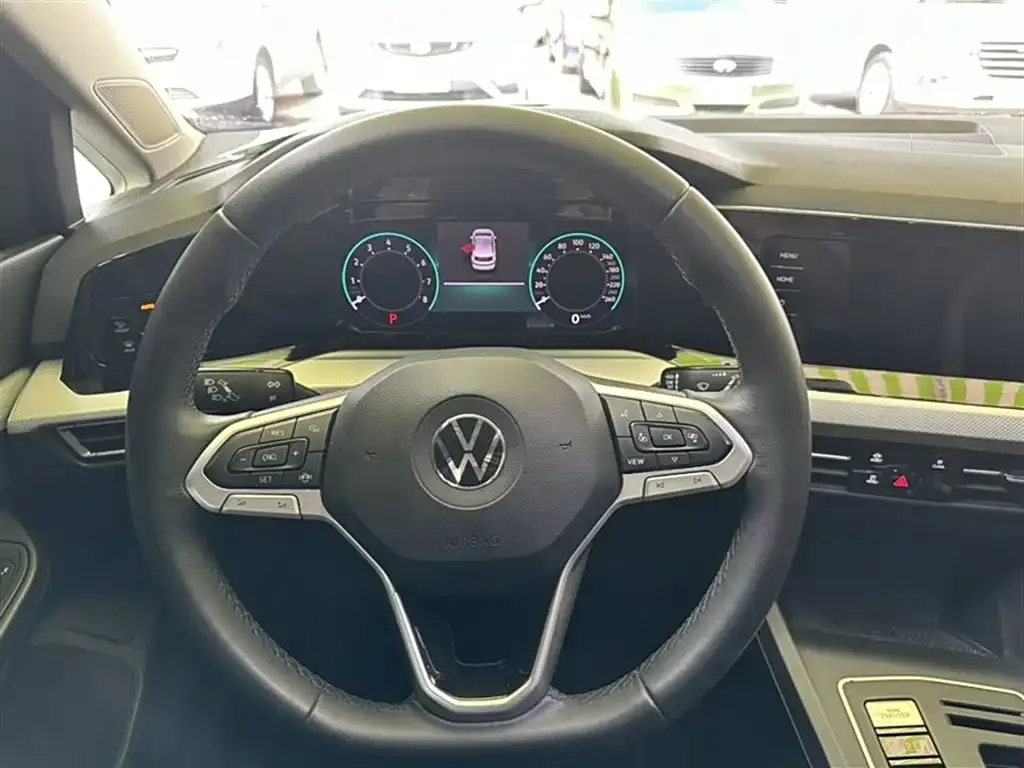Volkswagen Golf 2022 из CN, фото 4