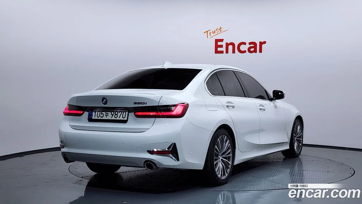 BMW 3-Series 2021 из KR, фото 2