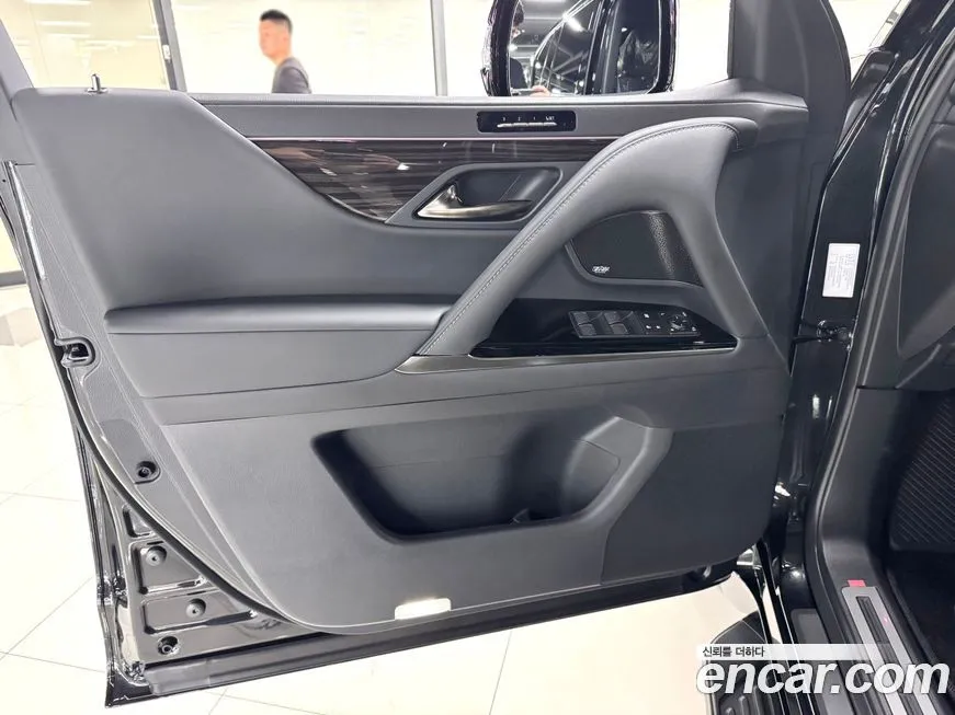 Lexus LX 2025 из KR, фото 7