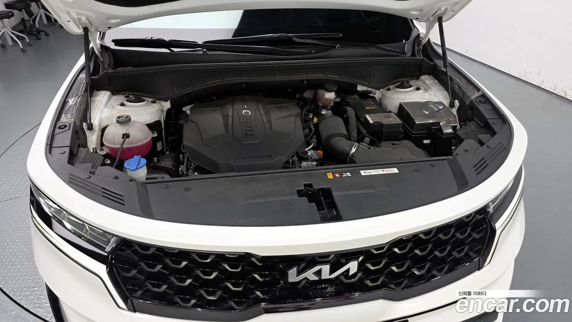 Kia Sorento — фото 6