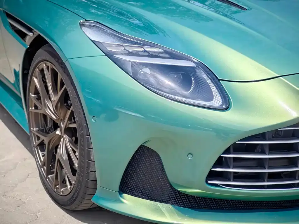 Aston Martin DB12 2024 из CN, фото 5
