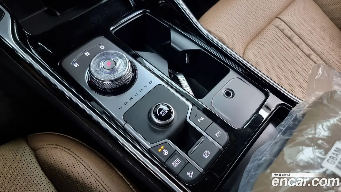 Kia Sorento — фото 9
