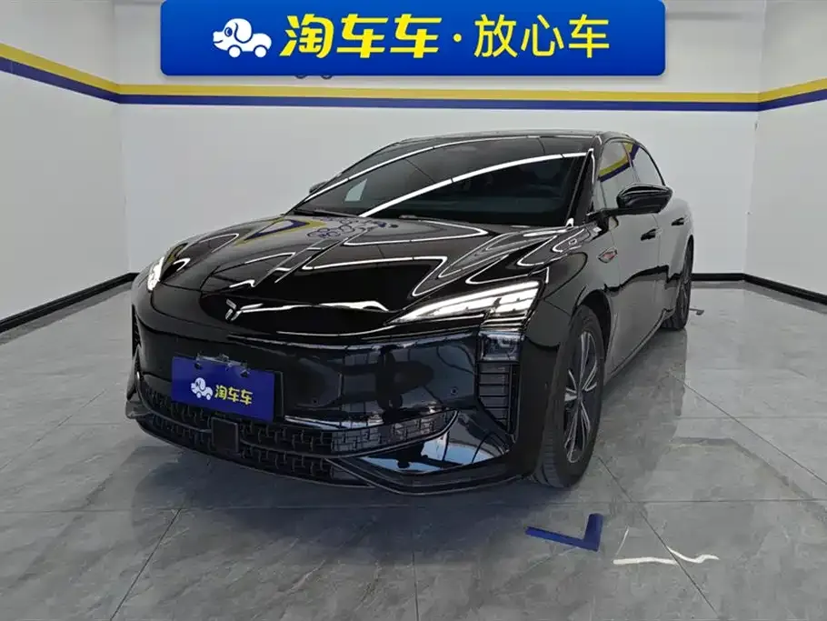 Hongqi EH7 2024 из CN, фото 1