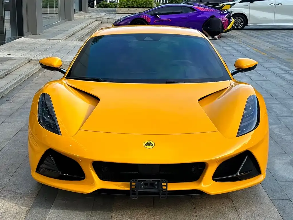 Lotus Emira 2024 из CN, фото 2