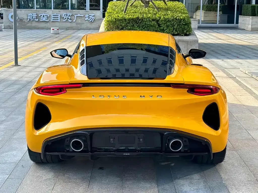 Lotus Emira 2024 из CN, фото 9