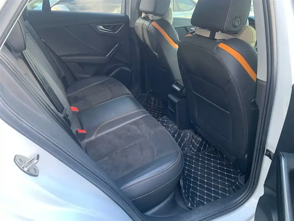 Audi Q2L e-tron 2022 из CN, фото 6