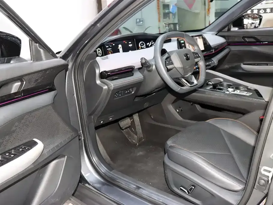 Changan UNI-V 2023 из CN, фото 8