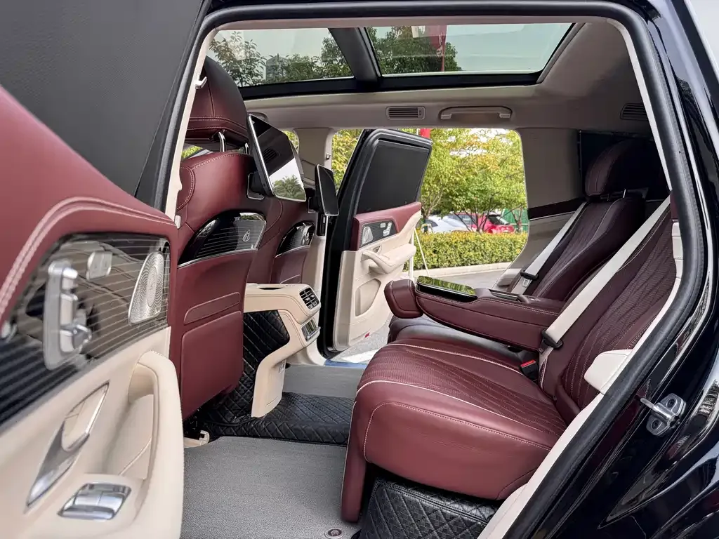 Mercedes-Benz GLS 2024 из CN, фото 5