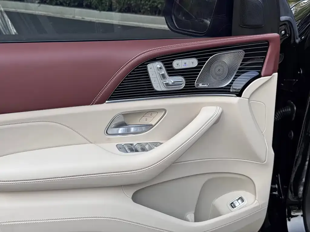 Mercedes-Benz GLS 2024 из CN, фото 8