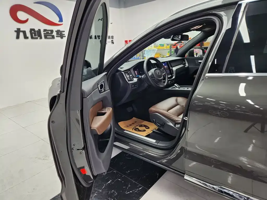 [object Object] XC60 2022 из CN, фото 4