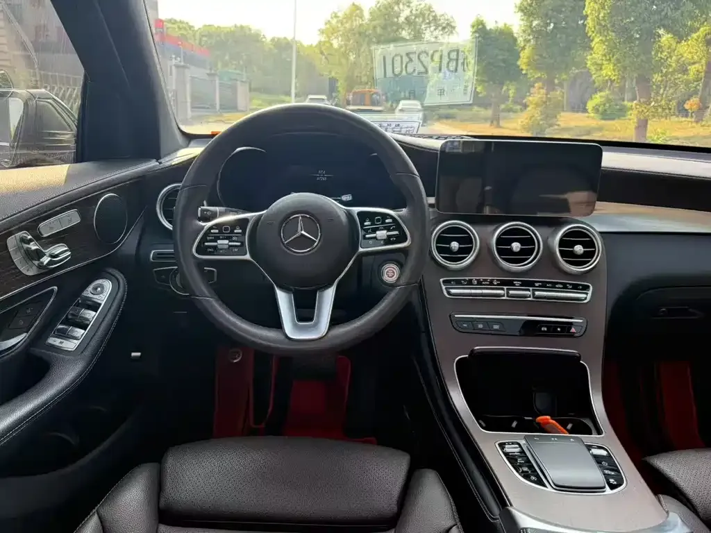 Mercedes-Benz GLC 2021 из CN, фото 10
