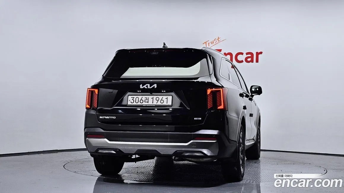 Kia Sorento — фото 4