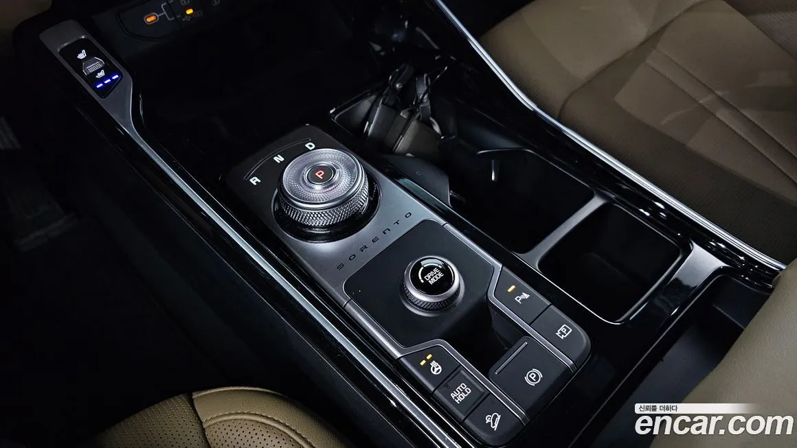Kia Sorento — фото 9
