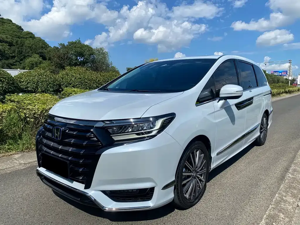 Honda Elysion 2025 из CN, фото 1