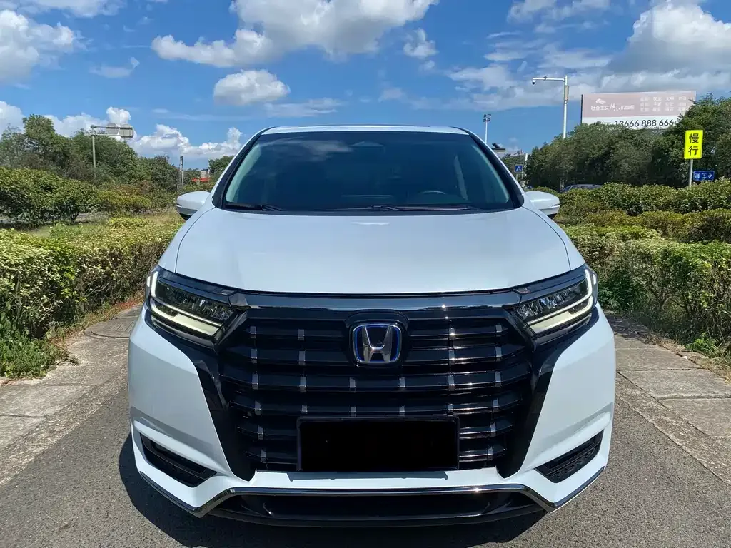 Honda Elysion 2025 из CN, фото 2