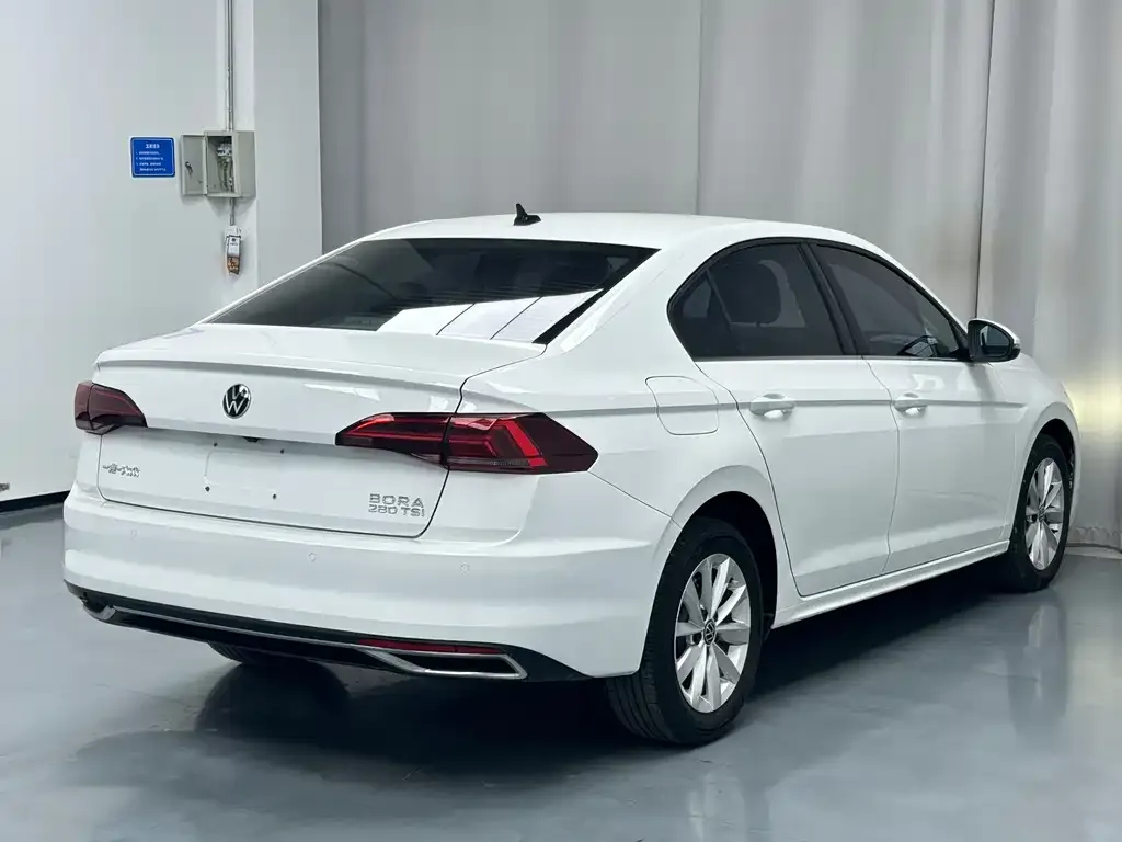 Volkswagen Bora 2022 из CN, фото 4