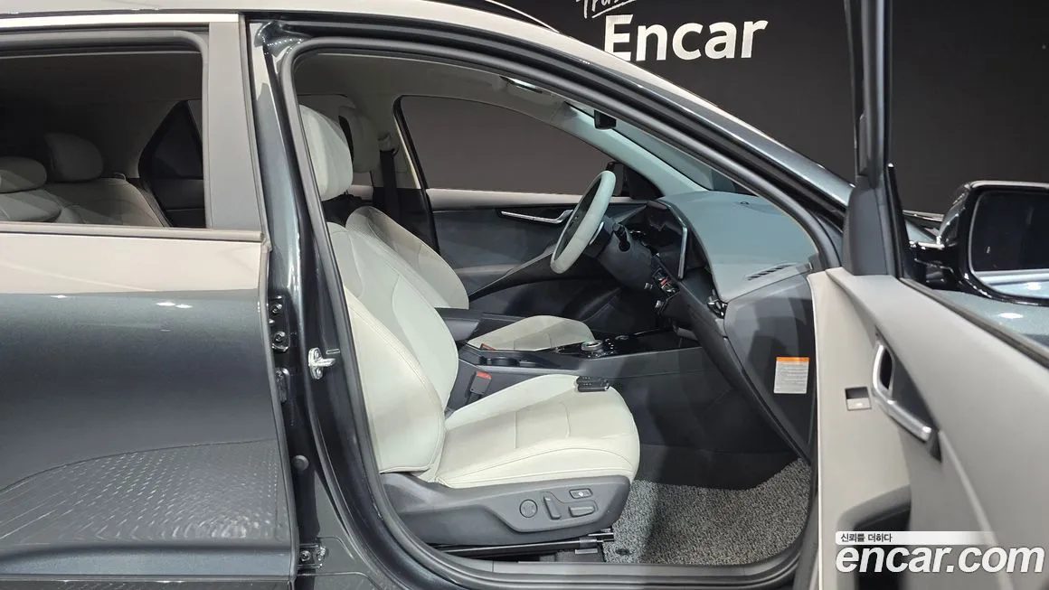 Kia Niro — фото 10