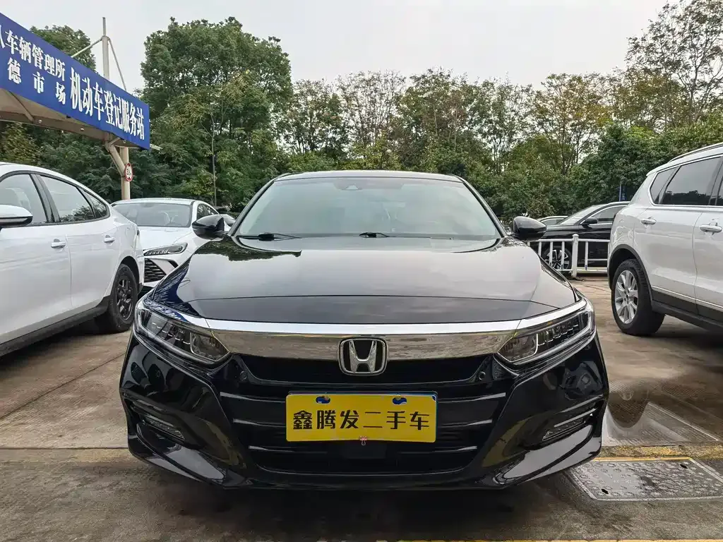 Honda Accord 2021 из CN, фото 2