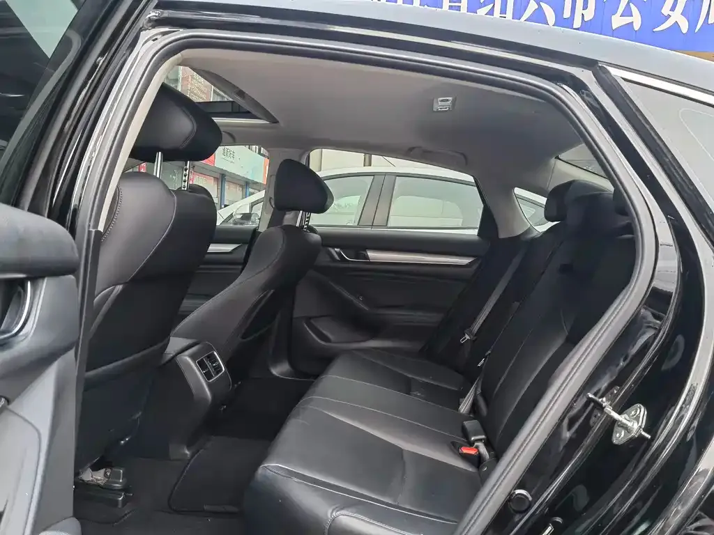 Honda Accord 2021 из CN, фото 8