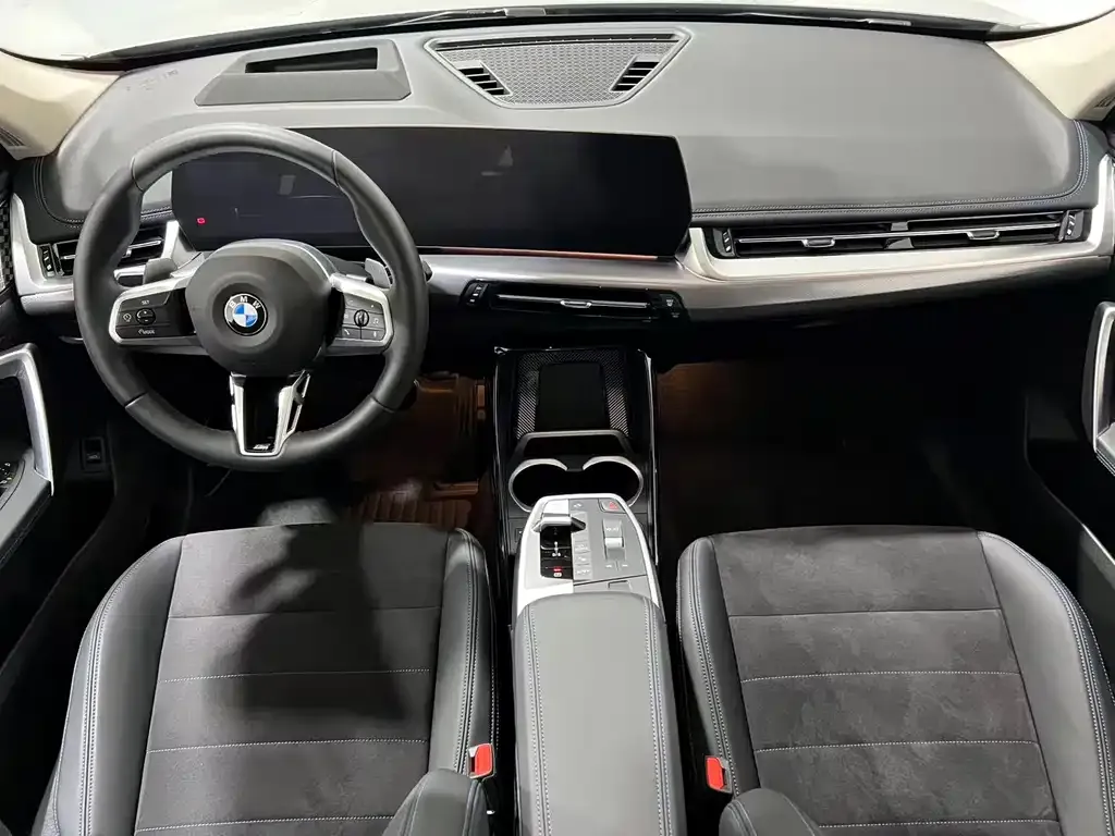 BMW X1 2024 из CN, фото 5