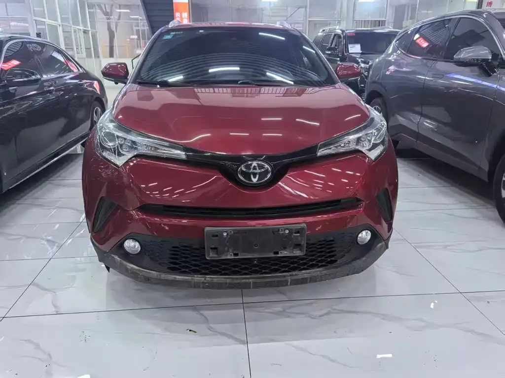 Toyota C-HR 2021 из CN, фото 2
