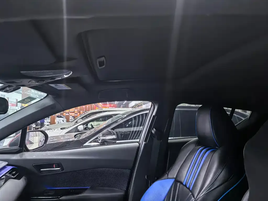 Toyota C-HR 2021 из CN, фото 5
