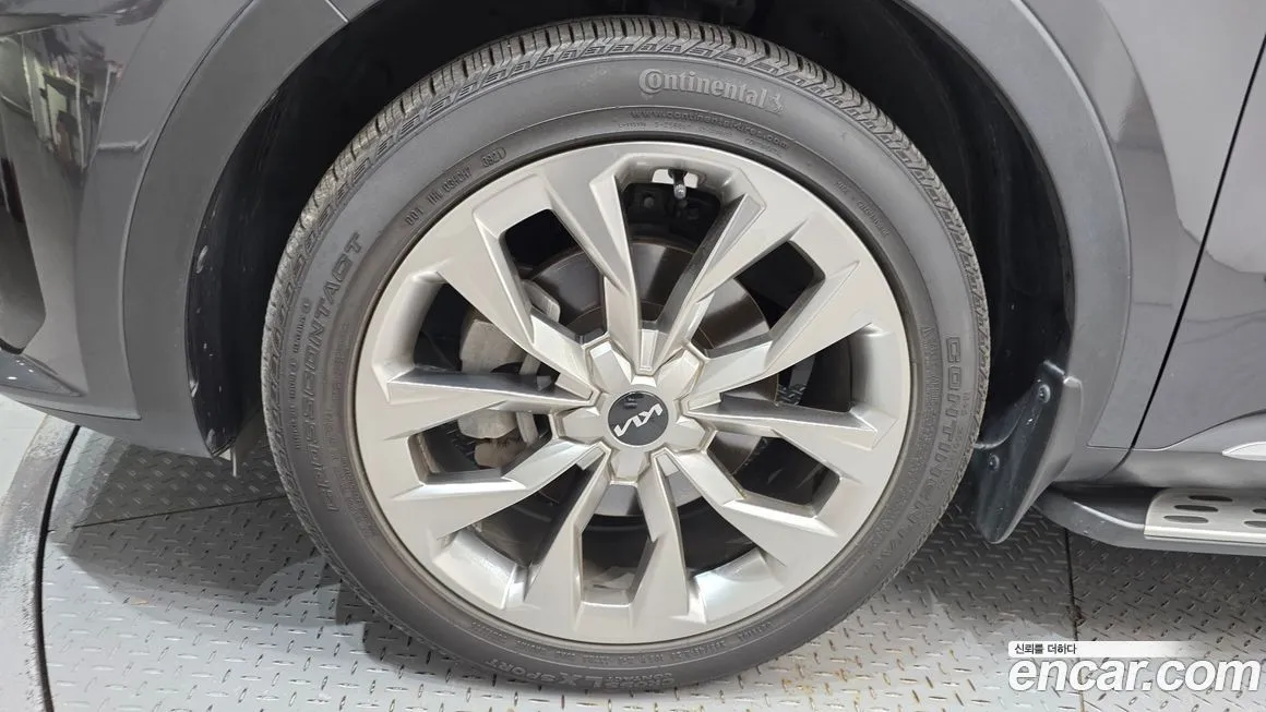 Kia Sorento — фото 5