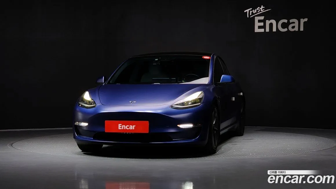 Tesla Model 3 — фото 3