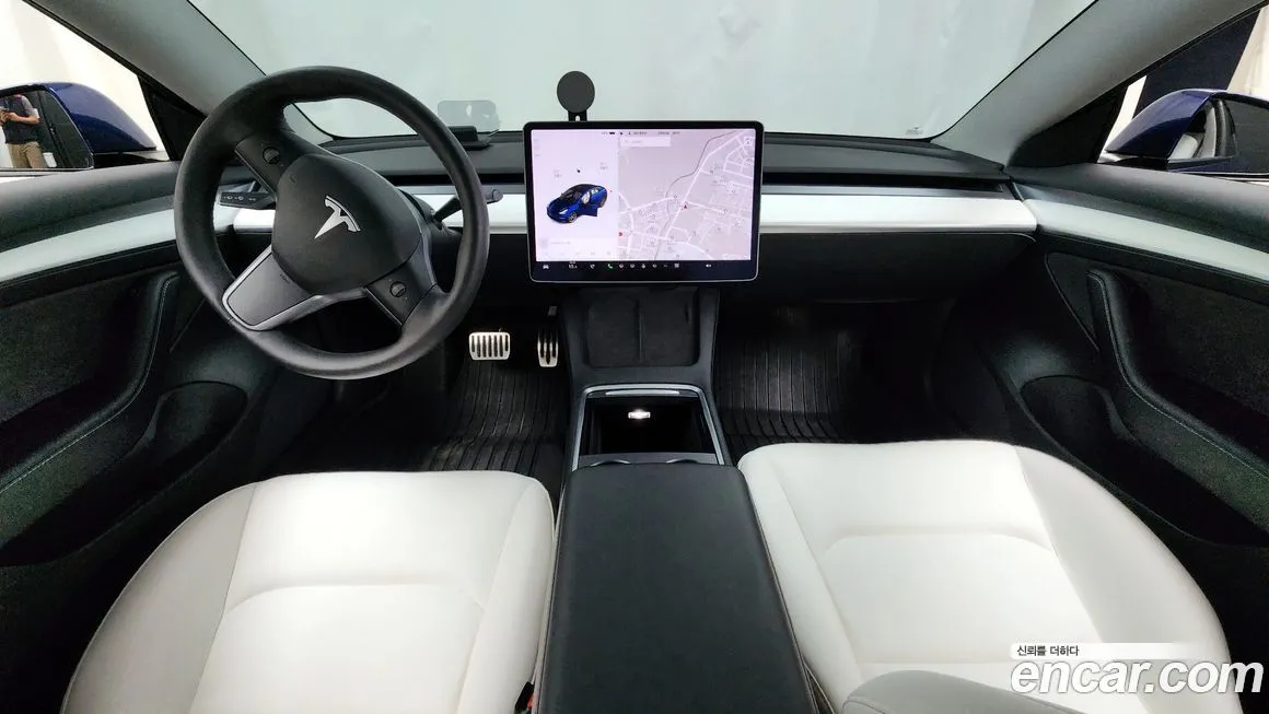 Tesla Model 3 — фото 7