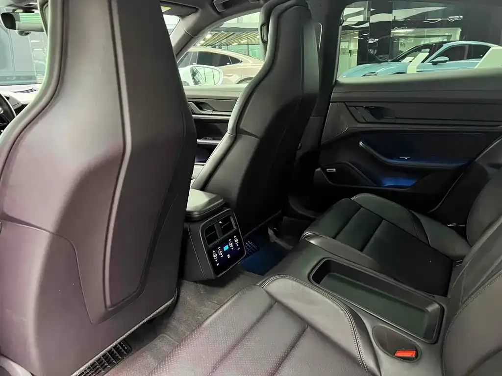 Porsche Taycan 2021 из CN, фото 10