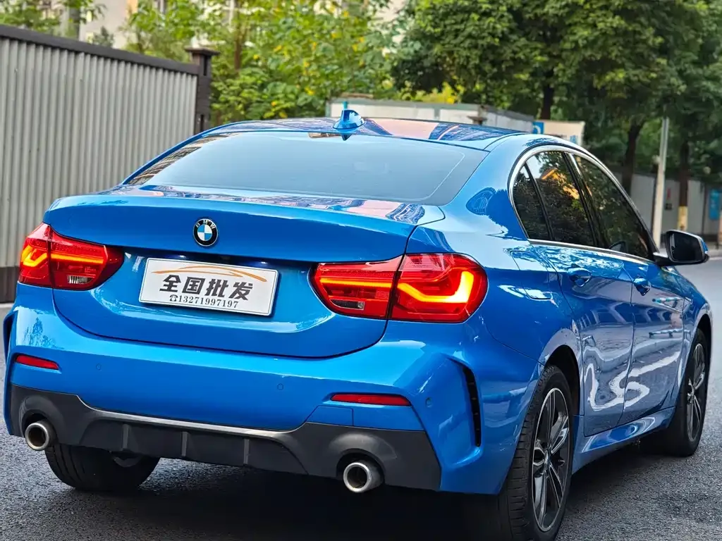 BMW 1 Series 2021 из CN, фото 3