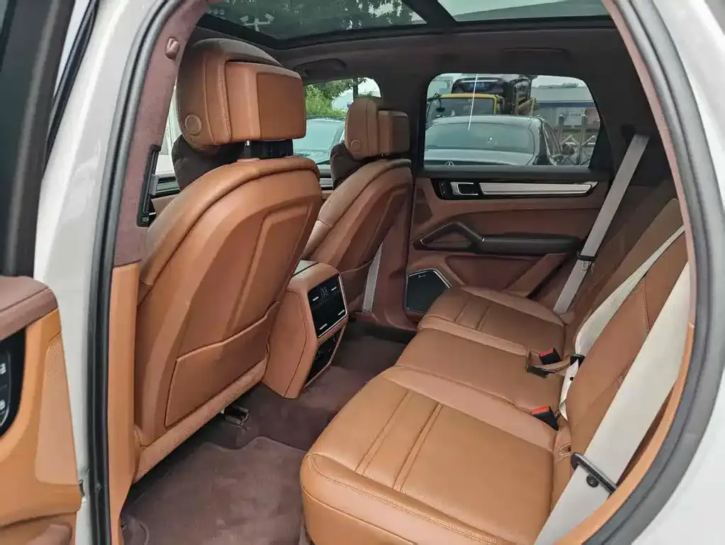 Porsche Cayenne 2023 из CN, фото 7