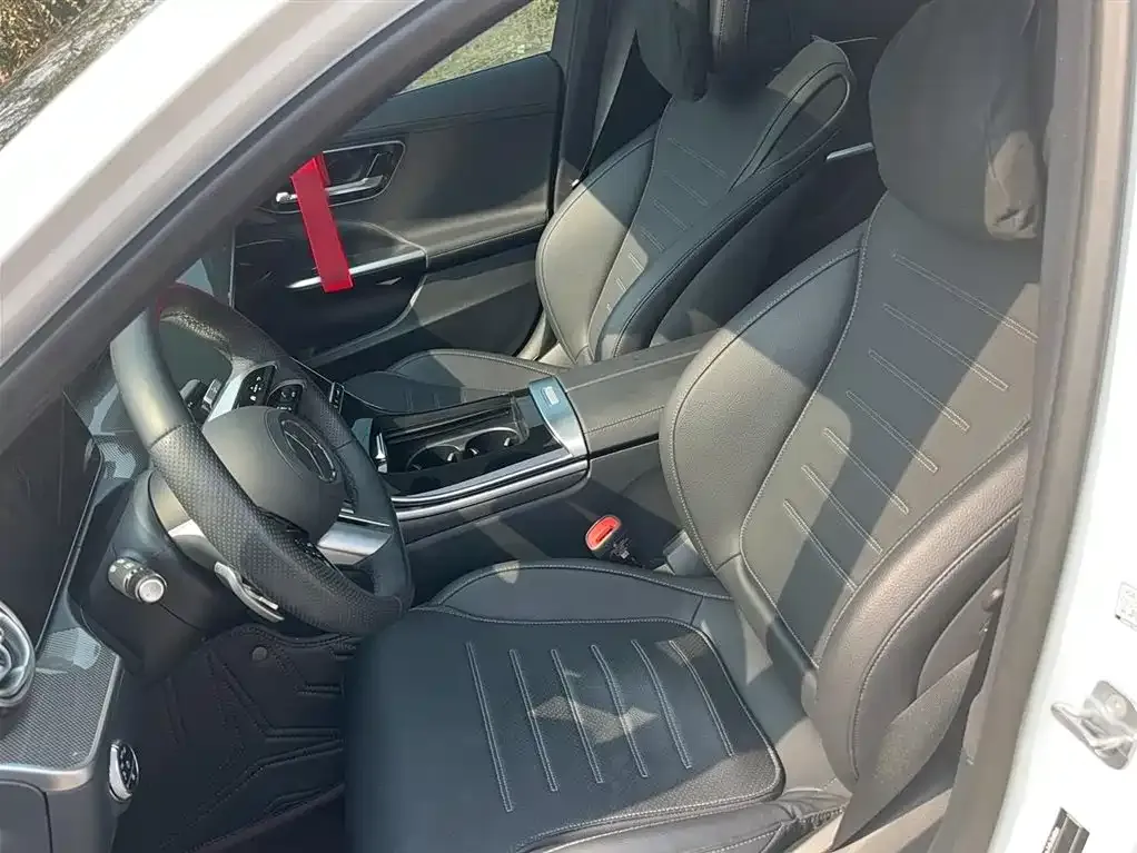Mercedes-Benz C-Class 2024 из CN, фото 6