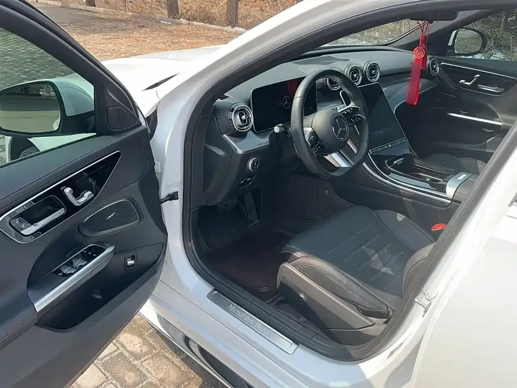 Mercedes-Benz C-Class 2024 из CN, фото 9