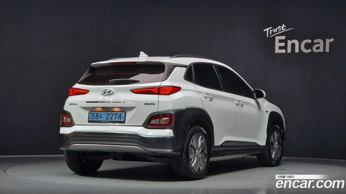 Hyundai Kona 2021 из KR, фото 2