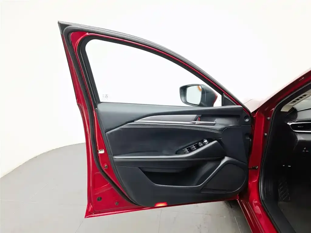 Mazda Atenza 2021 из CN, фото 8