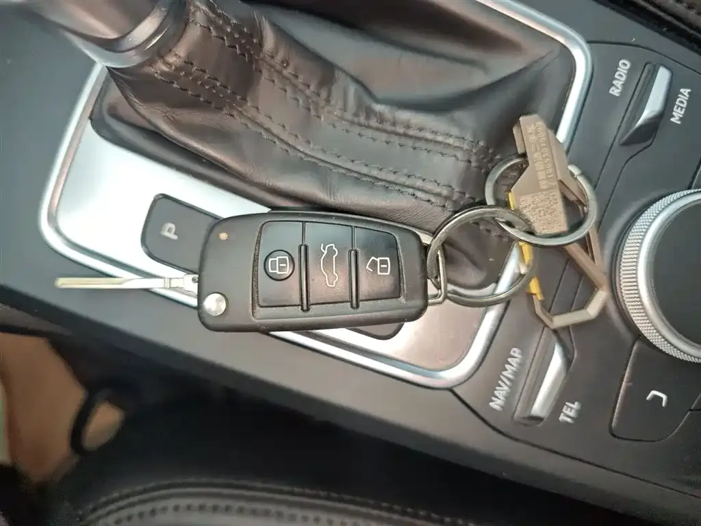 Audi Q2L 2021 из CN, фото 9