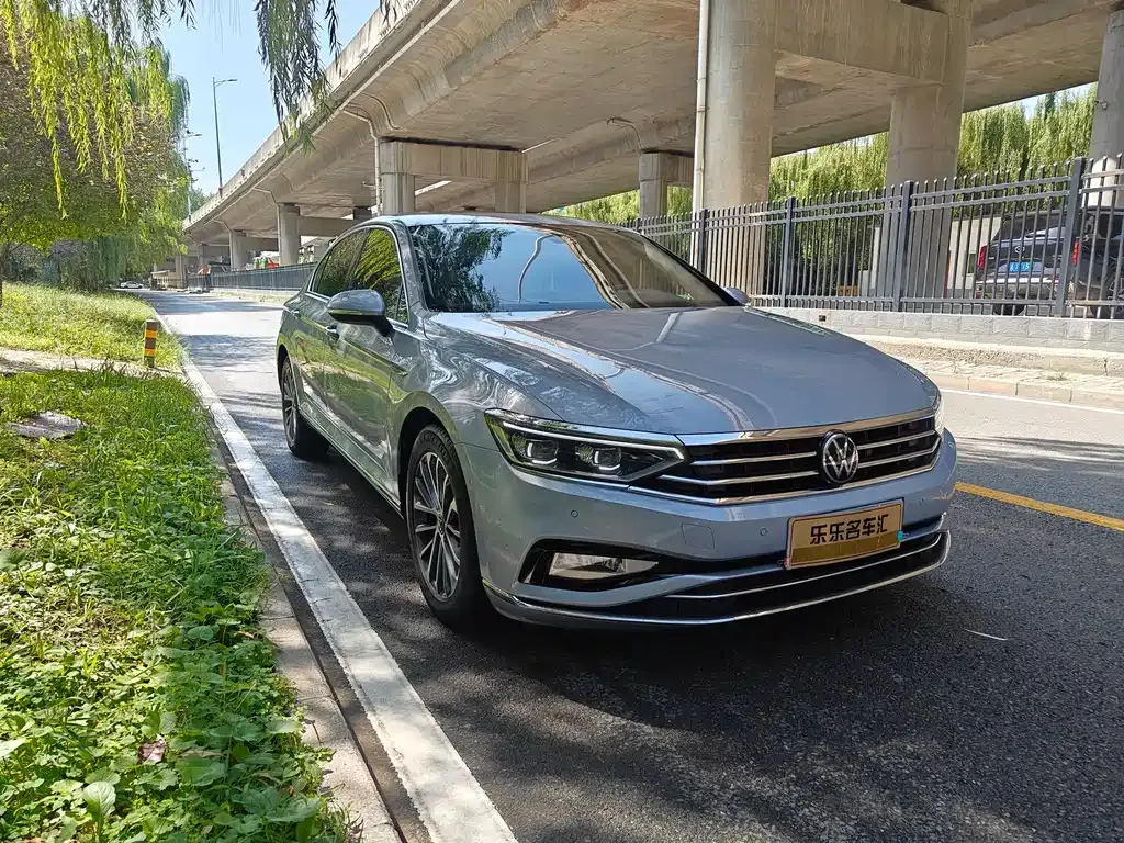 Volkswagen Magotan 2021 из CN, фото 2