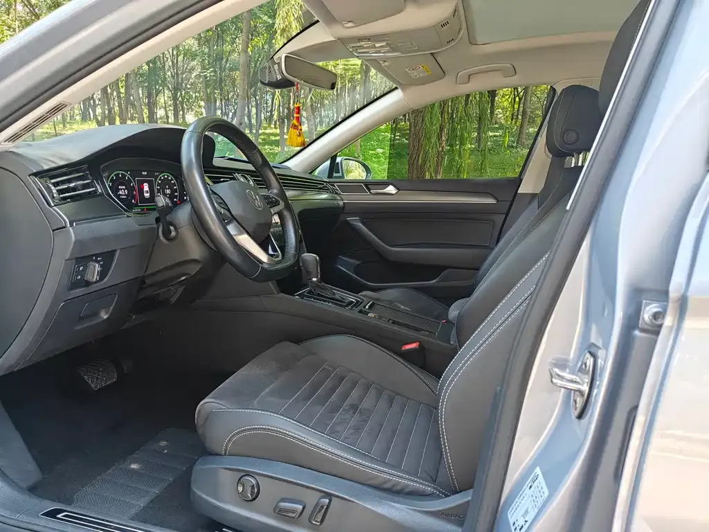 Volkswagen Magotan 2021 из CN, фото 8