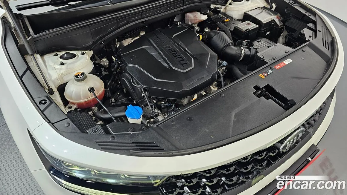 Kia Sorento — фото 6