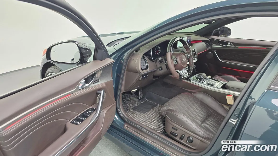 Kia Stinger 2023 из KR, фото 10